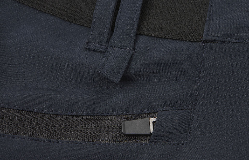 DETAIL2075890