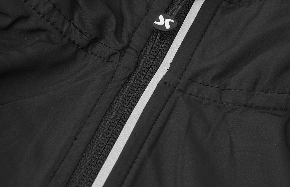 DETAIL2005870