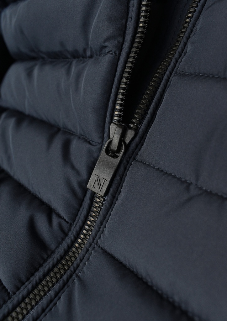 cres-m-navy_52.jpg