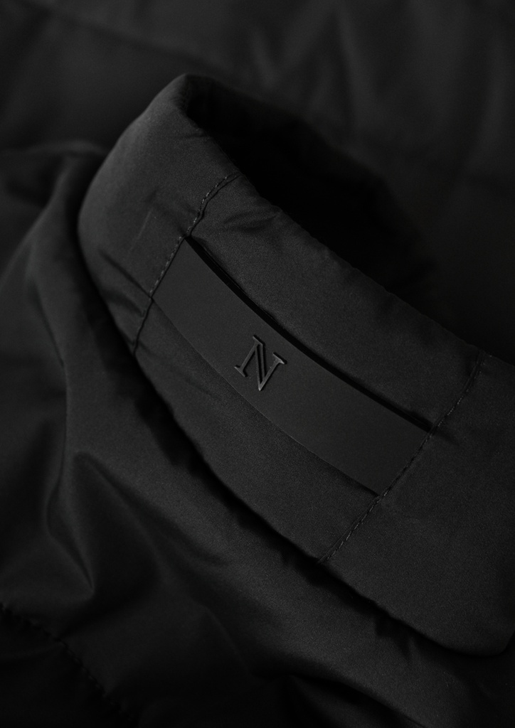 huds-l-black_53.jpg