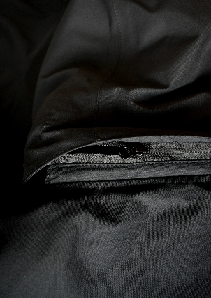 nort-m-black_52.jpg