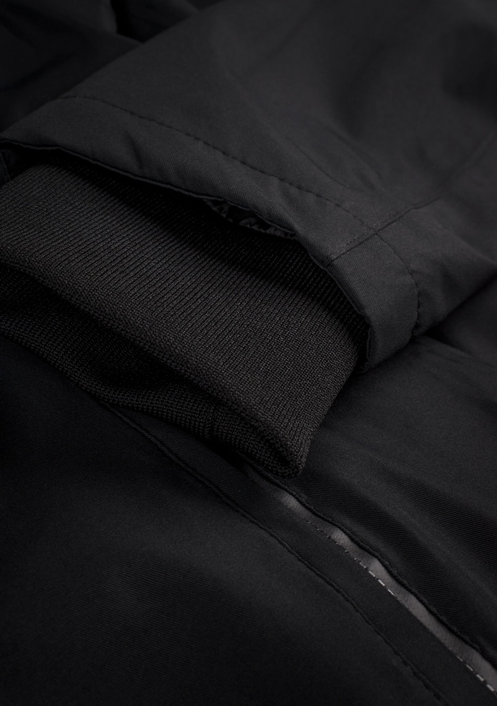 redm-l-black_52.jpg