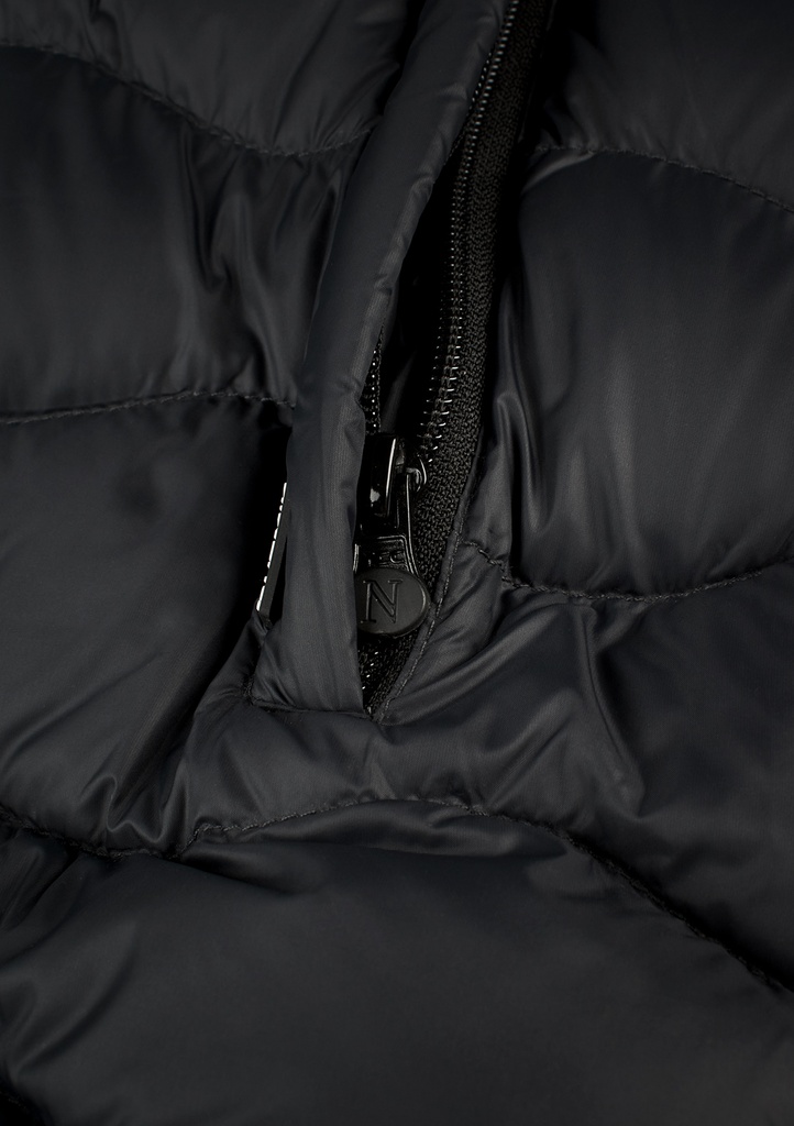 verm-m-black_51.jpg