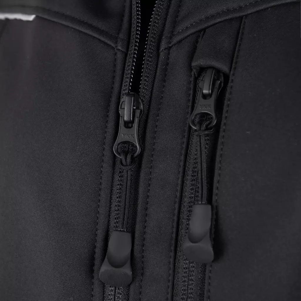 19890-detail-CORE-L1_Softshellweste_Damen_black-01.webp