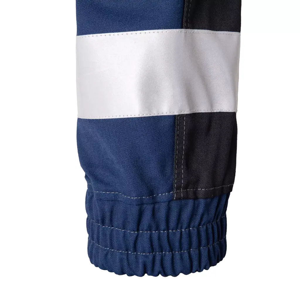 260118-detail-CORE-L1_-_Jacke_Herren_navy-04.webp