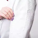 494300-detail-CONCEPT_Kugelknopfjacke_Damen_weiss-02.webp