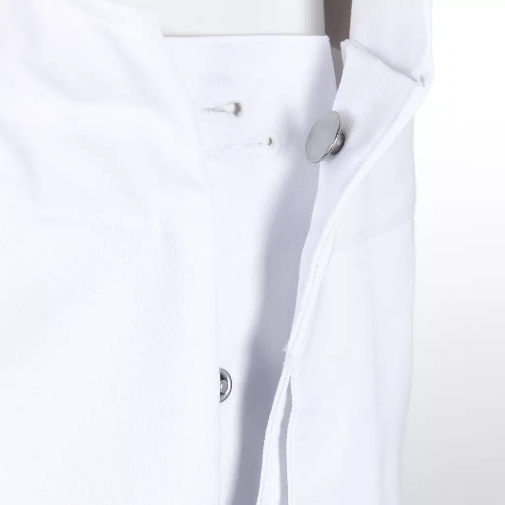 23699-detail-EUROCLEAN_Latzhose_weiss-01.webp